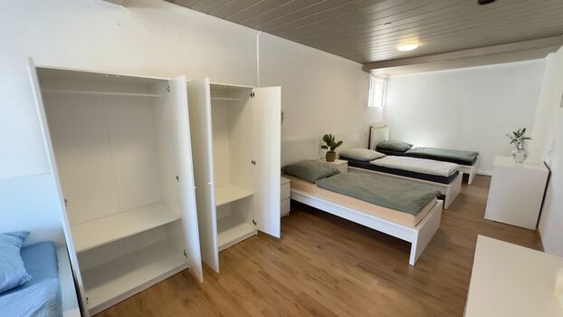 Ruheoase für Monteure – Wunsiedel Egerstraße für bis zu 17 Personen Ruheoase für Monteure – Wunsiedel Egerstraße für bis zu 17 Personen
