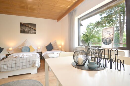 Zimmer mit 3 Einzelbetten, Zugang zum Balkon Zimmer mit 3 Einzelbetten, Zugang zum Balkon