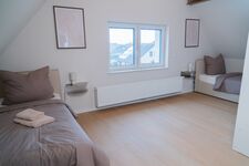 Top eingerichtet | Einzelbetten | Parken u. WLAN | 1-2 Zi Bild 18 Top eingerichtet | Einzelbetten | Parken u. WLAN | 1-2 Zi Bild 18