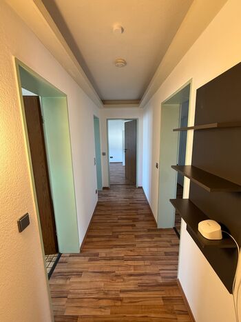 TOP Wohnung mit Balkon, Klimaanlage und Parkplatz Bild 3 TOP Wohnung mit Balkon, Klimaanlage und Parkplatz Bild 3