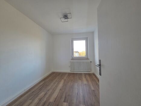 4-Zimmer Wohnung in Regensburg Picture 4 4-Zimmer Wohnung in Regensburg Picture 4