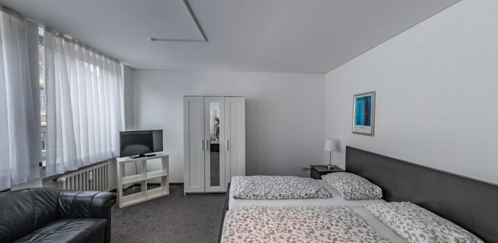 Apartment im Hotel Bayrischer Hof, am Krefelder Hauptbahnhof Apartment im Hotel Bayrischer Hof, am Krefelder Hauptbahnhof