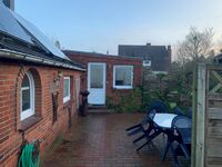 Eingang unten, Sitzmöglichkeiten im Außenbereich mit Garten Eingang unten, Sitzmöglichkeiten im Außenbereich mit Garten