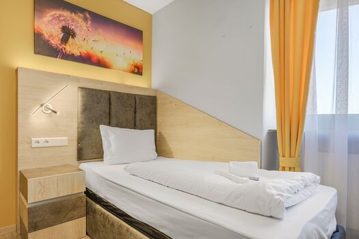 Hotel | EIGENE Küche | Parken | Neu | Smart TV Picture 3 Hotel | EIGENE Küche | Parken | Neu | Smart TV Picture 3