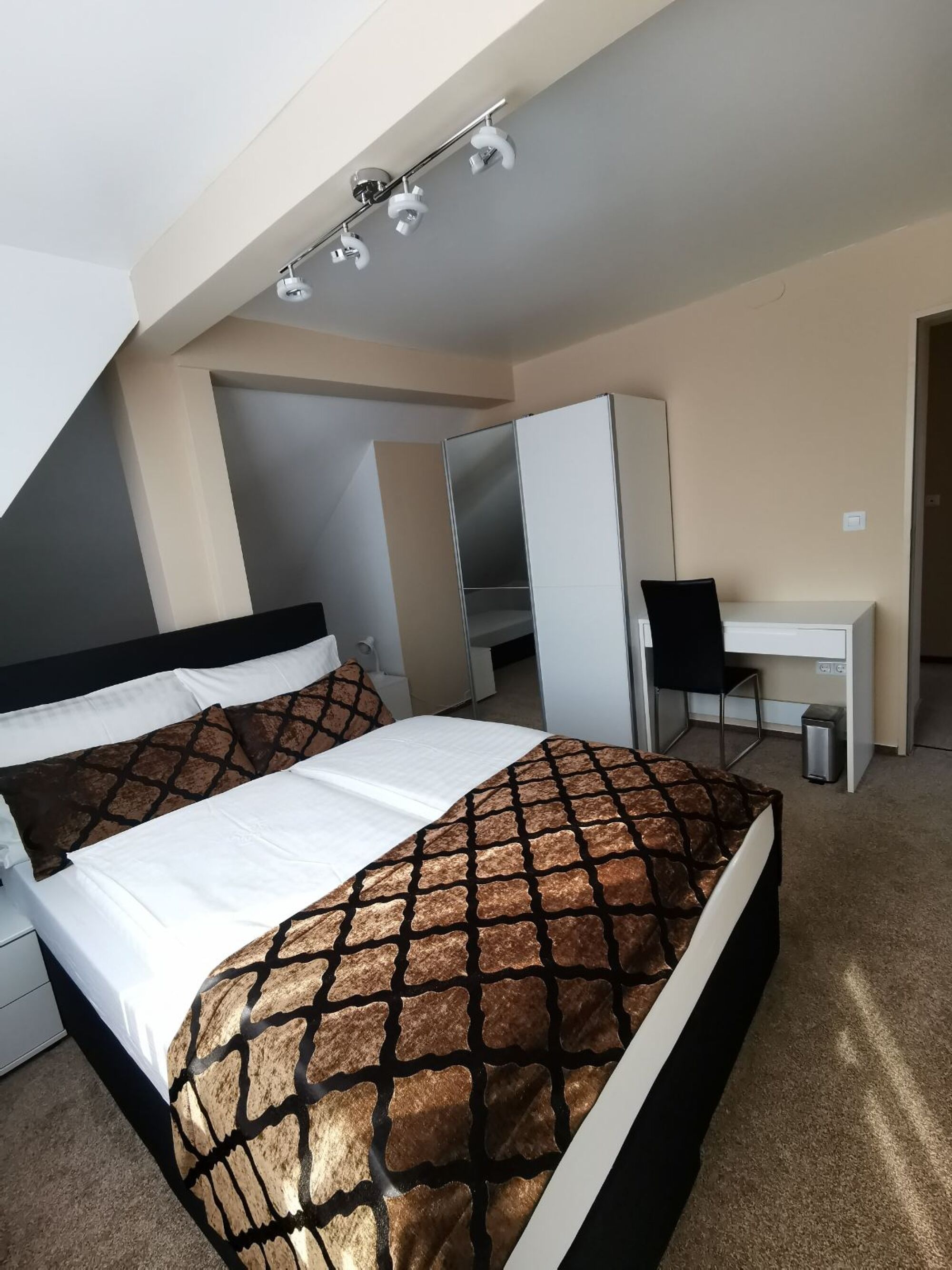 Zdjęcie 3 Zdjęcie 3