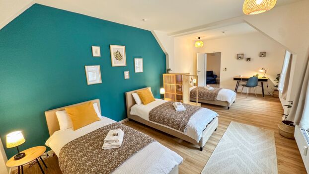 NI Innenstadt | 24 Betten | 5 Wohnungen | Küche | Parken 50m NI Innenstadt | 24 Betten | 5 Wohnungen | Küche | Parken 50m