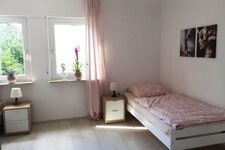 22b große Wohnung mit Balkon, SmartTV und Wlan Bild 1 22b große Wohnung mit Balkon, SmartTV und Wlan Bild 1