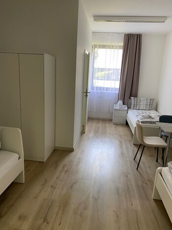 Monteurzimmer & Apartments Goldstar Isernhagen und Hannover Zdjęcie 2 Monteurzimmer & Apartments Goldstar Isernhagen und Hannover Zdjęcie 2