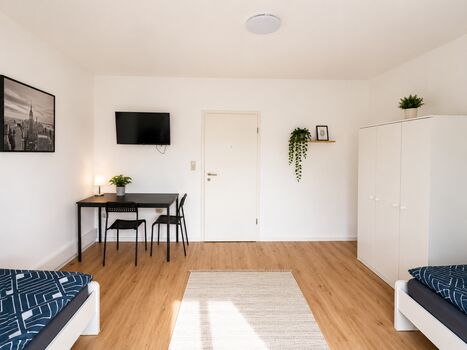 Große helle Wohnung in Top Lage! Bild 3 Große helle Wohnung in Top Lage! Bild 3