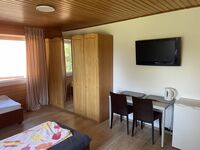 Dreibettzimmer OG Dreibettzimmer OG