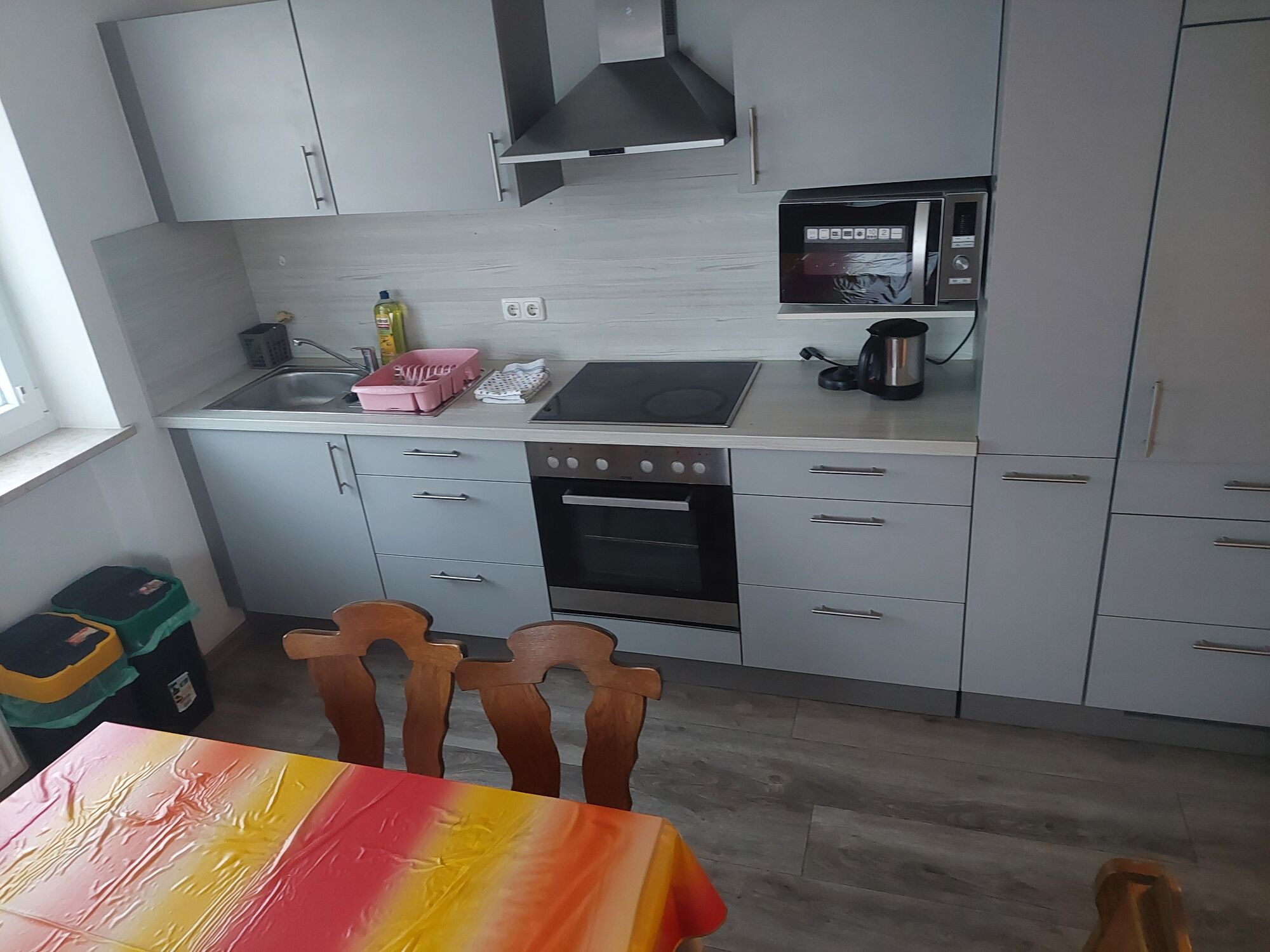 Küche voll ausgestattet 1. Wohnung EG Küche voll ausgestattet 1. Wohnung EG