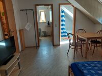 2 Raum-Appartement mit Durchgangszimmer 2 Raum-Appartement mit Durchgangszimmer