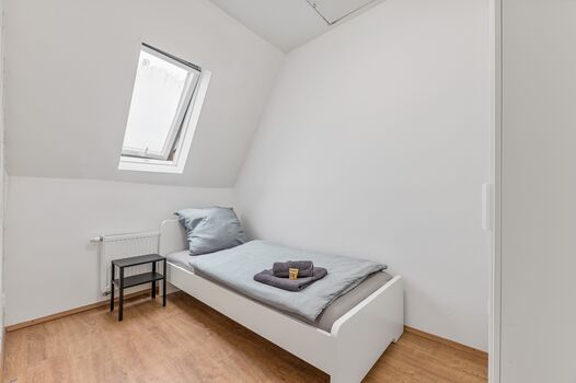 home2stay Apartmenthaus in Reutlingen NEU Wifi, Parkplatz Bild 3 home2stay Apartmenthaus in Reutlingen NEU Wifi, Parkplatz Bild 3