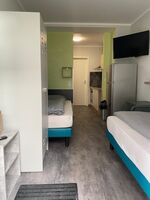 Studio Apartments mit Kitchenette und TV Studio Apartments mit Kitchenette und TV