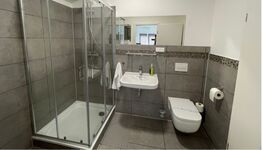 Moderne Badezimmer | Waschmaschine im Keller Moderne Badezimmer | Waschmaschine im Keller