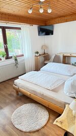 Schlafzimmer mit Doppelbett Schlafzimmer mit Doppelbett