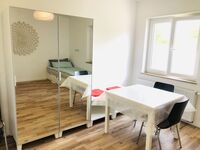 TOP-Monteurwohnung für 5 Personen / Küche / Bad / Parkplatz Zdjęcie 6 TOP-Monteurwohnung für 5 Personen / Küche / Bad / Parkplatz Zdjęcie 6