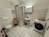 Bad mit Waschtrockner Bad mit Waschtrockner