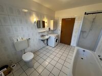 Monteurhaus mit 6 Zimmern, Internet, Waschmaschine Picture 5 Monteurhaus mit 6 Zimmern, Internet, Waschmaschine Picture 5