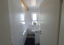 Badezimmer mit Badewanne Badezimmer mit Badewanne