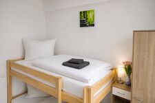 Mehrbettzimmer Mehrbettzimmer