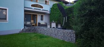 RAUCHERECKE MIT GARTEN RAUCHERECKE MIT GARTEN