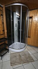 DUSCHE IM EG DUSCHE IM EG