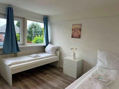 4-Zimmer-Wohnung mit WLAN & Küche 4-Zimmer-Wohnung mit WLAN & Küche