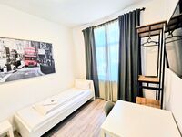 AMB Stays 4-Zimmerwohnung Zwei-WC/Bad, Terrasse, Parkplatz, Max. 7 Pers. Bild 10 AMB Stays 4-Zimmerwohnung Zwei-WC/Bad, Terrasse, Parkplatz, Max. 7 Pers. Bild 10