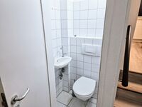 AMB Stays 4-Zimmerwohnung Zwei-WC/Bad, Terrasse, Parkplatz, Max. 7 Pers. Bild 17 AMB Stays 4-Zimmerwohnung Zwei-WC/Bad, Terrasse, Parkplatz, Max. 7 Pers. Bild 17