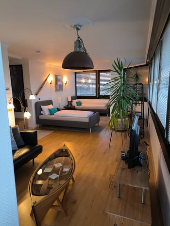 Business-Appartement/2 Schlafzimmern & 3 Betten-für 4 Pers. Business-Appartement/2 Schlafzimmern & 3 Betten-für 4 Pers.