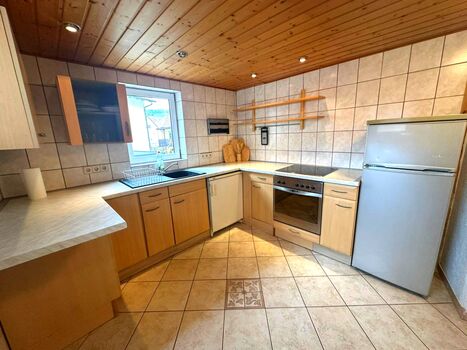 Große Monteur Wohnung 4 Zimmer für 8 Personen in Weinsberg Große Monteur Wohnung 4 Zimmer für 8 Personen in Weinsberg