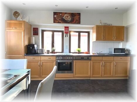 WG 1 Küchenbereich komplett ausgestattet WG 1 Küchenbereich komplett ausgestattet