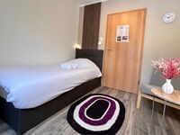 Möbliertes Privatzimmer in einer WG Nähe Koblenz HBF Bild 1 Möbliertes Privatzimmer in einer WG Nähe Koblenz HBF Bild 1