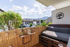 Balkon mit Bergblick und Lounge Balkon mit Bergblick und Lounge
