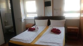 Royal Hotel&Monteurzimmer Ludwigshafen-Oppau Bild 16 Royal Hotel&Monteurzimmer Ludwigshafen-Oppau Bild 16