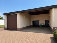 Hof mit Garage Hof mit Garage