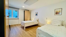 5 Doppelzimmer, 2 Einzelzimmer Unterkunft in Hannover Langenhagen Zdjęcie 6 5 Doppelzimmer, 2 Einzelzimmer Unterkunft in Hannover Langenhagen Zdjęcie 6