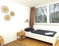 Spacious 6 Bed Apartment with Balcony Ideal for Work Crews Picture 11 Spacious 6 Bed Apartment with Balcony Ideal for Work Crews Picture 11