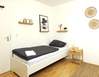 Spacious 6 Bed Apartment with Balcony Ideal for Work Crews Picture 9 Spacious 6 Bed Apartment with Balcony Ideal for Work Crews Picture 9