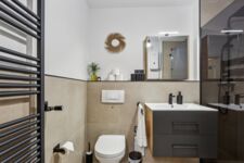 Hochwertig und neu renoviertes Badezimmer Hochwertig und neu renoviertes Badezimmer