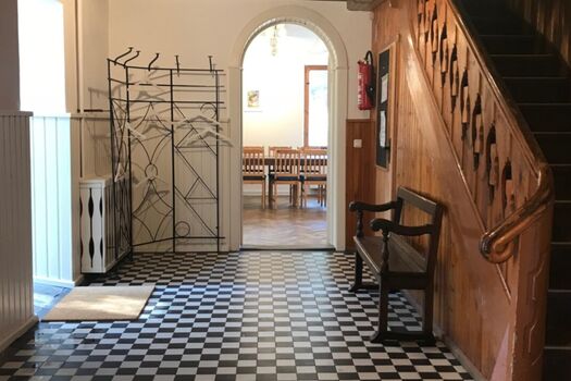 Villa Sophienschlösschen: geräumiges Jagdschloss nahe Berlin Villa Sophienschlösschen: geräumiges Jagdschloss nahe Berlin