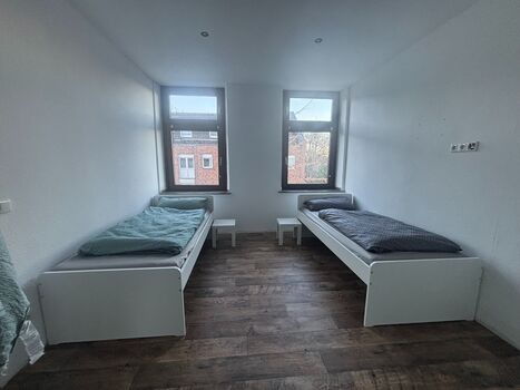 Monteur- und Firmenwohnung in Mönchengladbach bis 6 Person Monteur- und Firmenwohnung in Mönchengladbach bis 6 Person