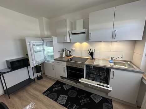 HAUS NORD / ZENTRAL / SAUBER FRISCH SCHÖN / MODERN / BALKON HAUS NORD / ZENTRAL / SAUBER FRISCH SCHÖN / MODERN / BALKON