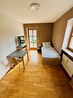 Vollausgestattete große Wohnung mit Balkon und Parkplatz Picture 20 Vollausgestattete große Wohnung mit Balkon und Parkplatz Picture 20