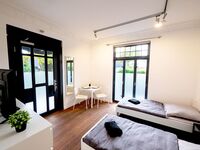 Haus: 4 Whg. + Max. 27 Per. Bild 1 Haus: 4 Whg. + Max. 27 Per. Bild 1