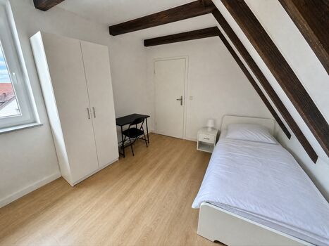 FL30 / TOMASZ-LIVING in HUSUM - Nordsee | Zentral Bild 2 FL30 / TOMASZ-LIVING in HUSUM - Nordsee | Zentral Bild 2