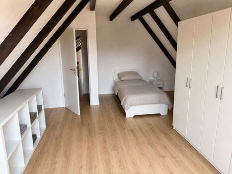FL30 / TOMASZ-LIVING in HUSUM - Nordsee | Zentral Bild 1 FL30 / TOMASZ-LIVING in HUSUM - Nordsee | Zentral Bild 1