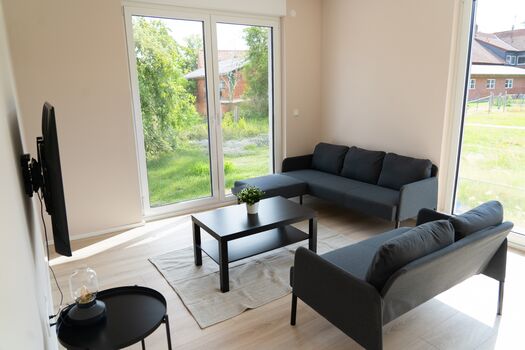 HOCHWERTIG EINGERICHTET | 5 ZIMMER | FREE PARKING & WiFi Bild 3 HOCHWERTIG EINGERICHTET | 5 ZIMMER | FREE PARKING & WiFi Bild 3