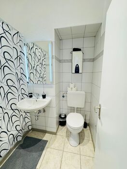 Gemütliche Zentrale 2 Zimmer Wohnung Picture 2 Gemütliche Zentrale 2 Zimmer Wohnung Picture 2